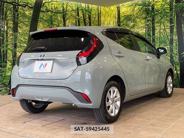 Toyota AQUA 2025-02 6271145-16