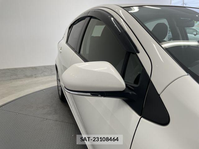 Toyota AQUA 2020-06 6494829-9