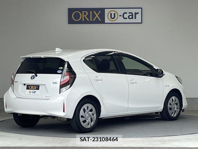 Toyota AQUA 2020-06 6494829-2