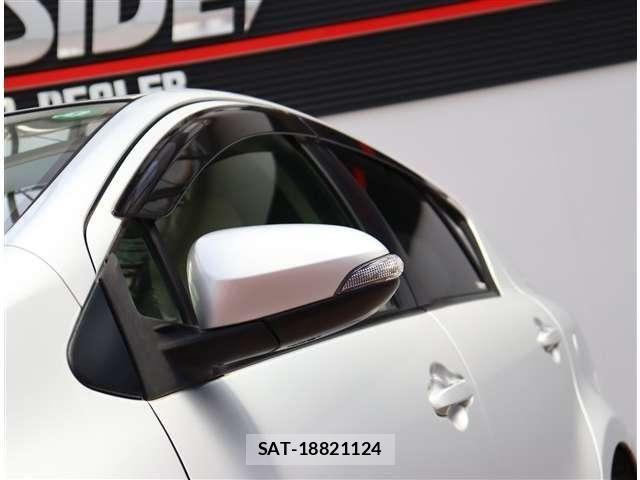 Toyota AQUA 2013-09 6494855-18