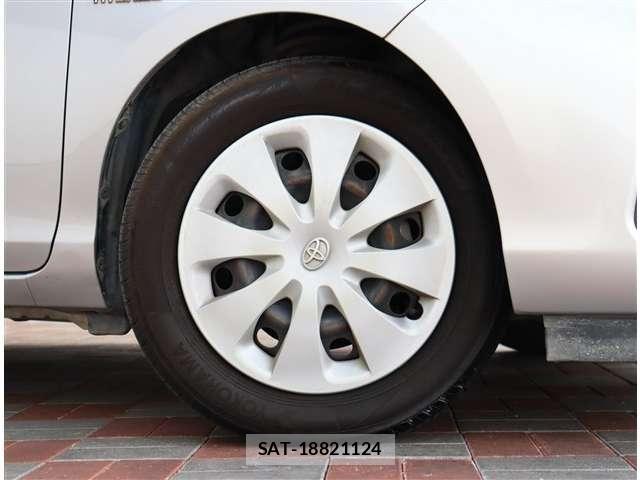 Toyota AQUA 2013-09 6494855-23