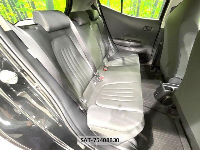 Toyota AQUA 2022-03 6525438-9