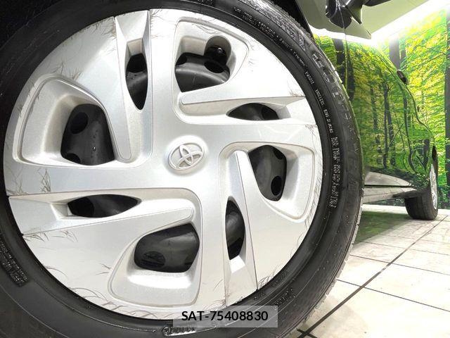 Toyota AQUA 2022-03 6525438-12