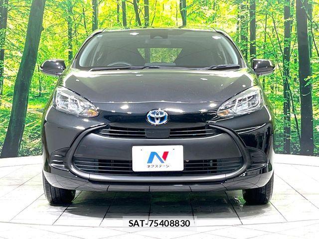 Toyota AQUA 2022-03 6525438-13