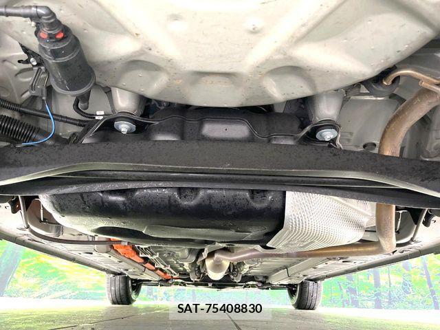 Toyota AQUA 2022-03 6525438-18