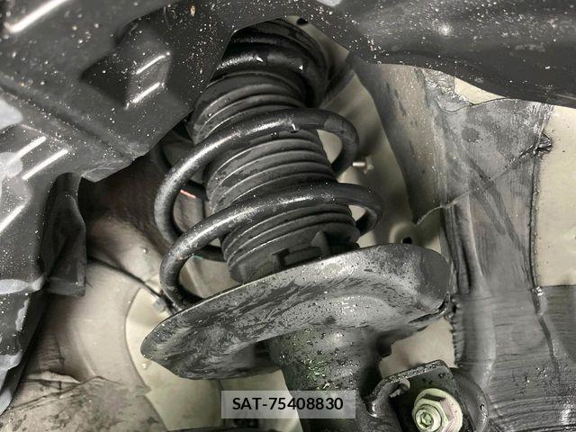 Toyota AQUA 2022-03 6525438-19