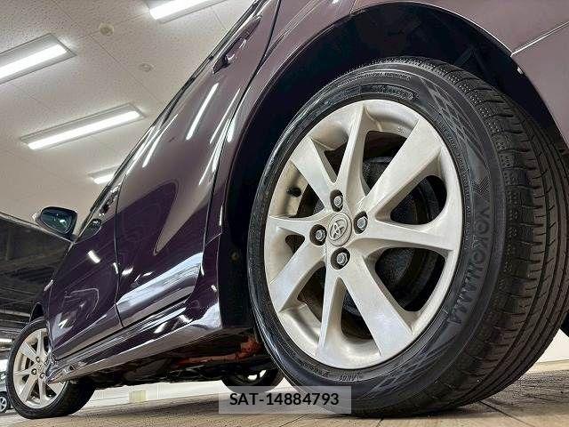 Toyota AQUA 2015-02 6544184-18
