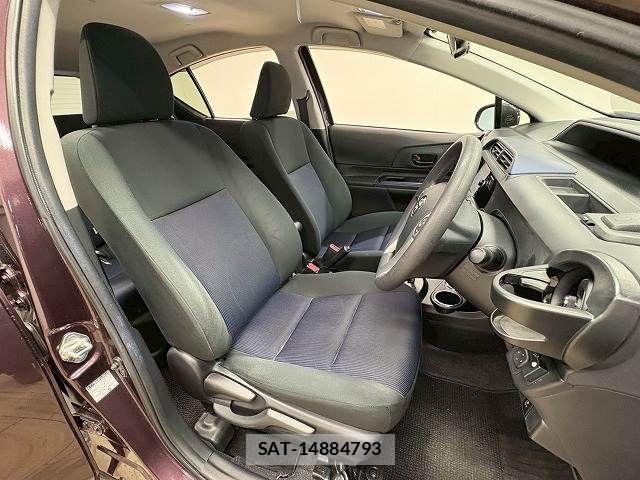 Toyota AQUA 2015-02 6544184-2