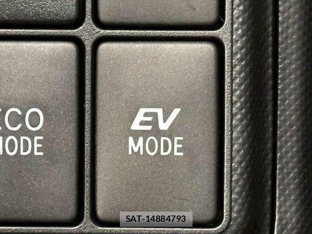 Toyota AQUA 2015-02 6544184-6