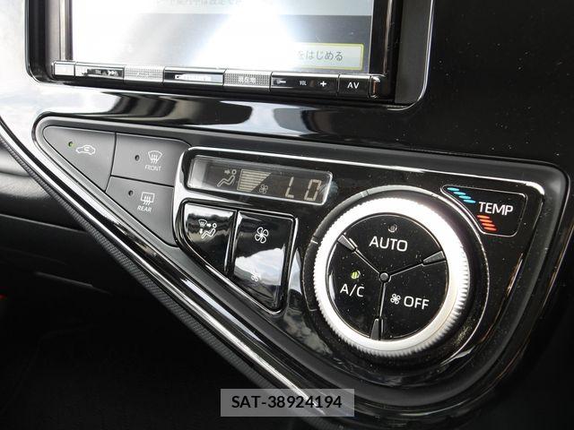Toyota AQUA 2020-06 6544178-11