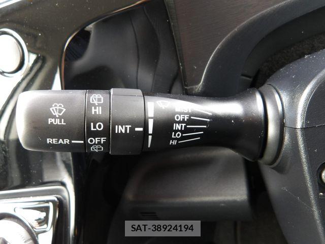 Toyota AQUA 2020-06 6544178-17
