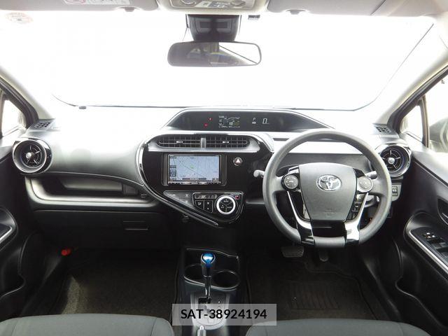 Toyota AQUA 2020-06 6544178-1