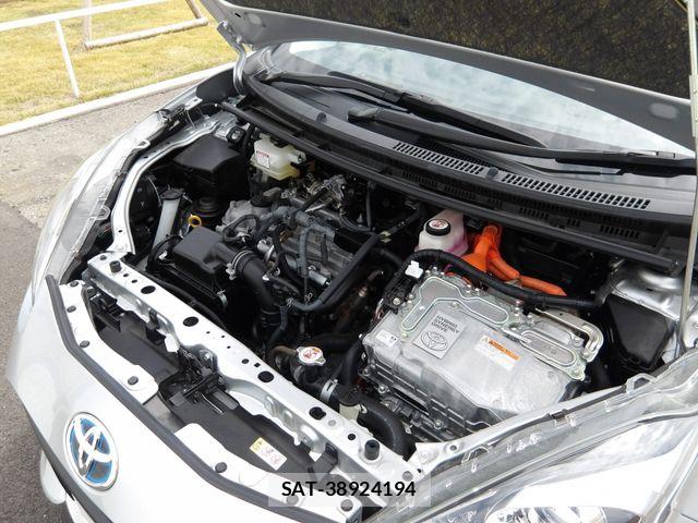 Toyota AQUA 2020-06 6544178-24
