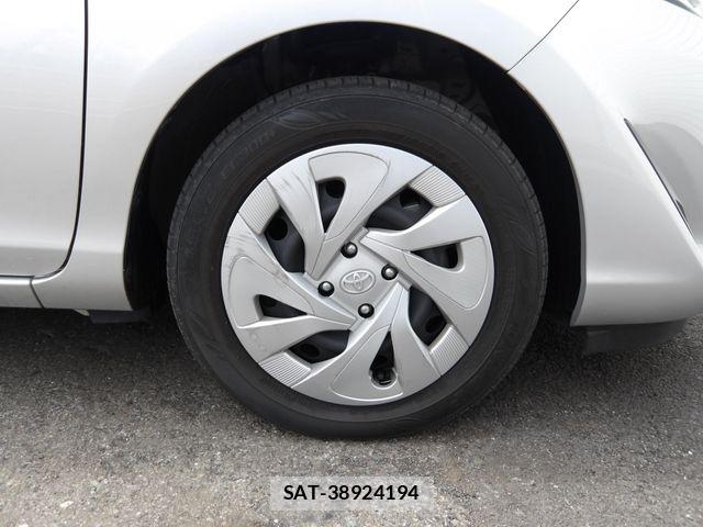 Toyota AQUA 2020-06 6544178-25