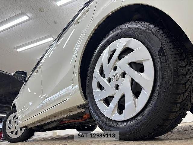 Toyota AQUA 2017-10 6544176-18