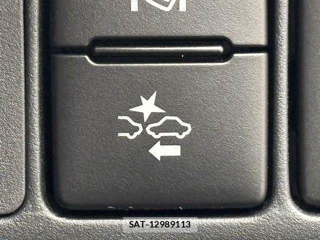 Toyota AQUA 2017-10 6544176-6