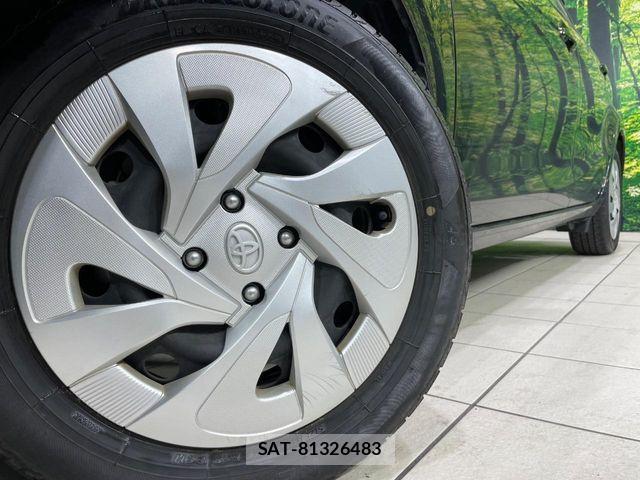 Toyota AQUA 2019-09 6610483-12
