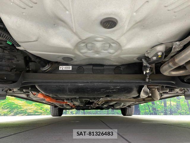 Toyota AQUA 2019-09 6610483-18