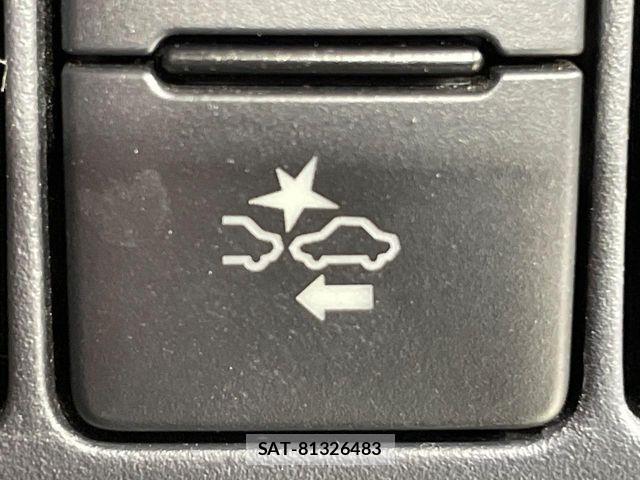 Toyota AQUA 2019-09 6610483-4