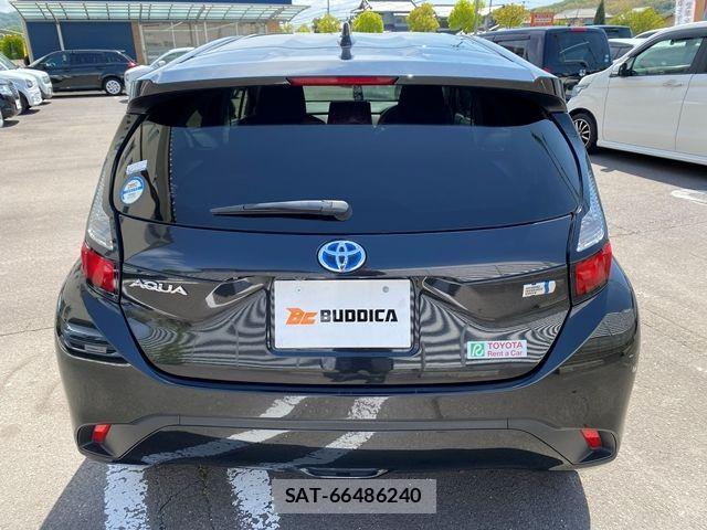 Toyota AQUA 2022-03 6610493-7