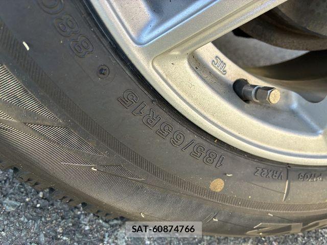 Toyota AQUA 2022-02 6610463-24