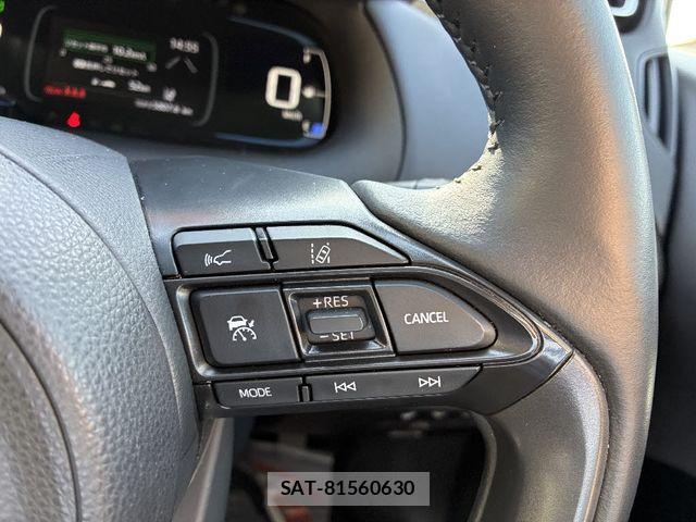 Toyota AQUA 2021-07 6610467-13