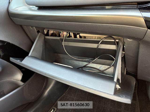Toyota AQUA 2021-07 6610467-17