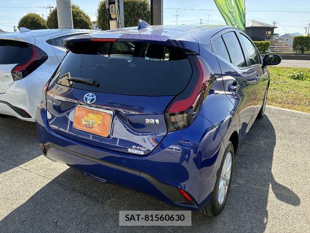 Toyota AQUA 2021-07 6610467-1