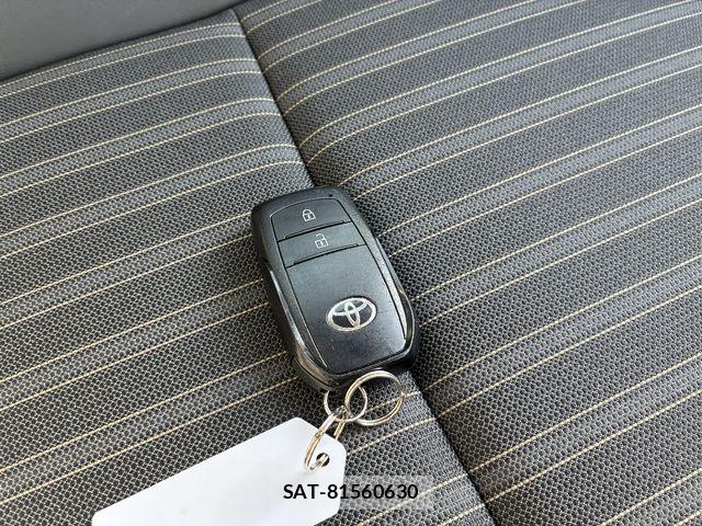 Toyota AQUA 2021-07 6610467-8
