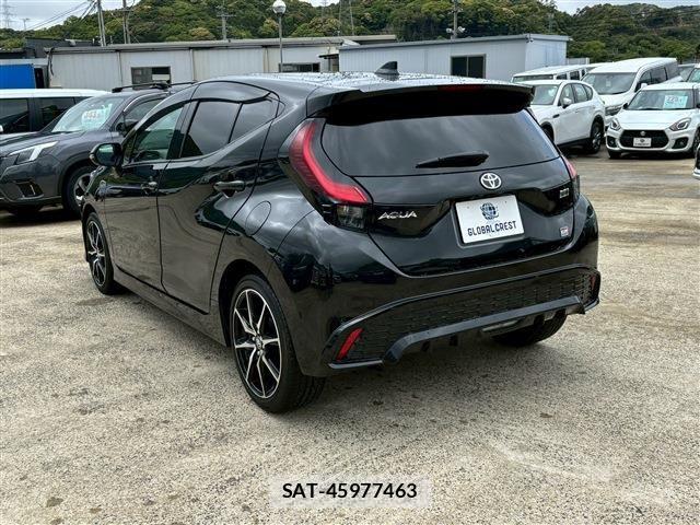 Toyota AQUA 2024-02 6610461-10