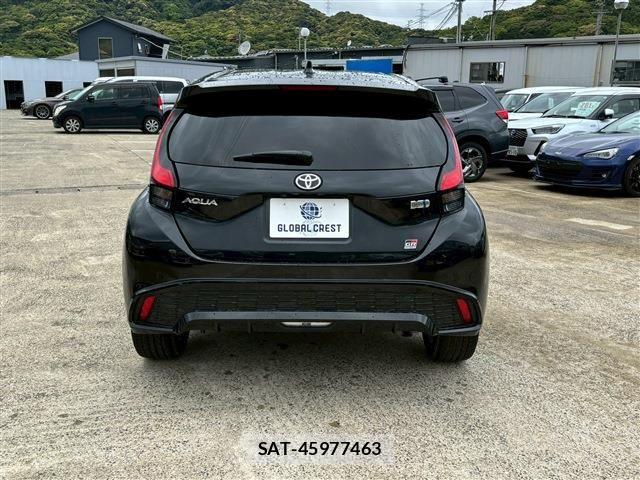 Toyota AQUA 2024-02 6610461-11