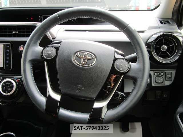 Toyota AQUA 2019-03 6610492-11