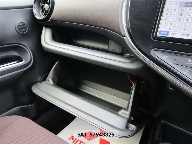 Toyota AQUA 2019-03 6610492-16