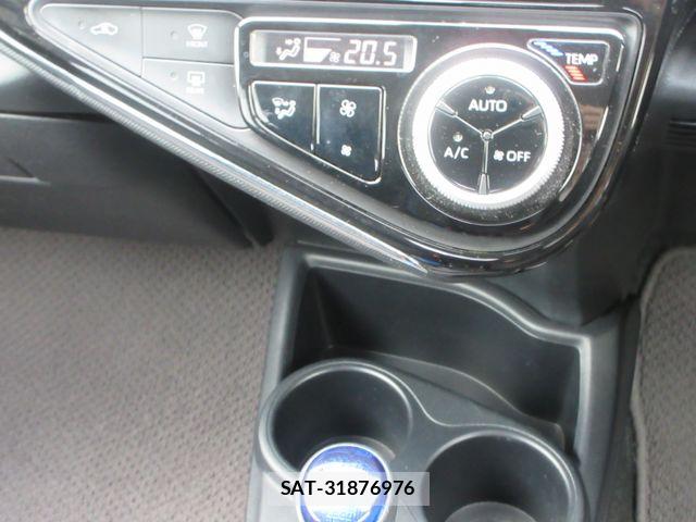 Toyota AQUA 2018-09 6610496-10
