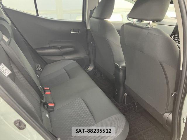 Toyota AQUA 2024-12 6610460-12
