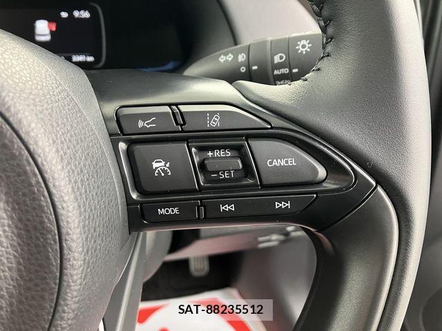 Toyota AQUA 2024-12 6610460-17