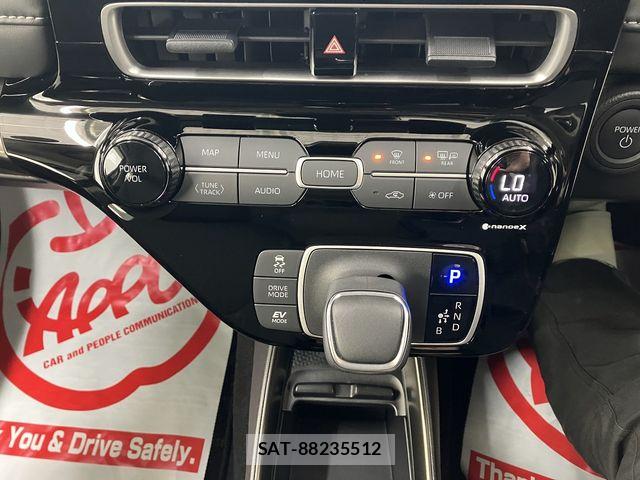 Toyota AQUA 2024-12 6610460-24