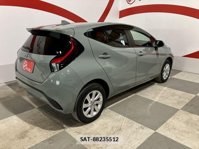 Toyota AQUA 2024-12 6610460-26