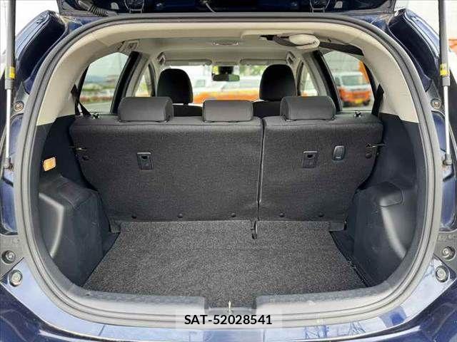 Toyota AQUA 2017-06 6610514-19