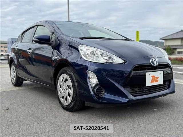 Toyota AQUA 2017-06 6610514-7