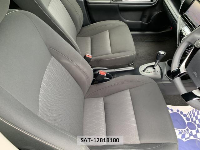 Toyota AQUA 2019-11 6641230-18