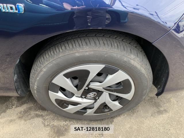 Toyota AQUA 2019-11 6641230-24