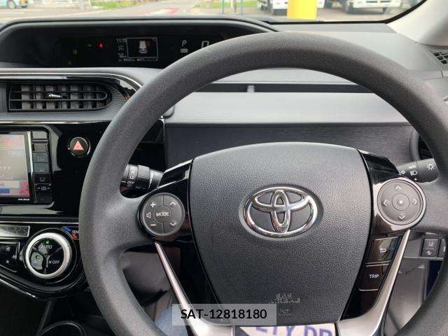 Toyota AQUA 2019-11 6641230-7
