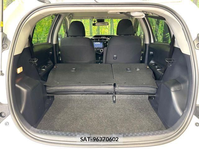 Toyota AQUA 2018-02 6641227-9