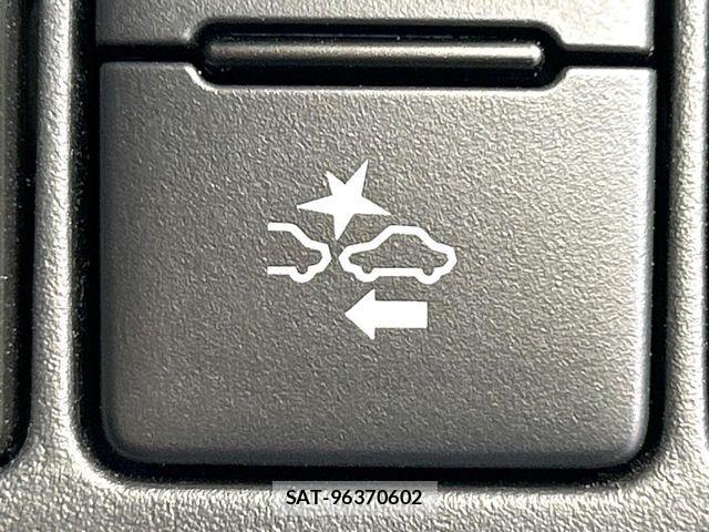 Toyota AQUA 2018-02 6641227-4