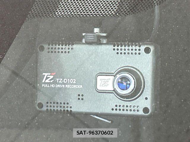 Toyota AQUA 2018-02 6641227-6