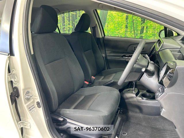 Toyota AQUA 2018-02 6641227-7