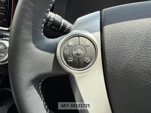 Toyota AQUA 2015-06 6641233-23