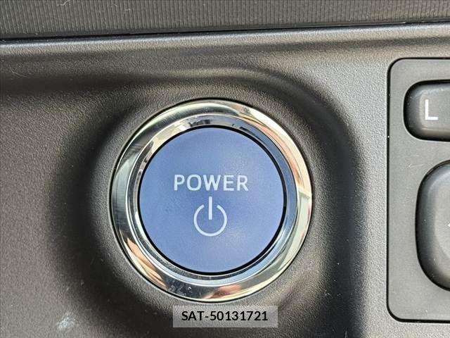 Toyota AQUA 2015-06 6641233-4