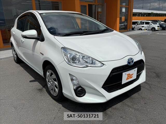 Toyota AQUA 2015-06 6641233-5